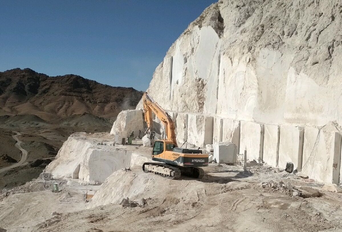 شناسایی ۵۰۱ معدن دارای پروانه بهره‌برداری در آذربایجان‌غربی